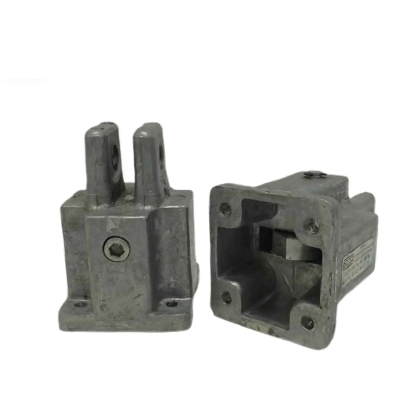 ANCLAJE TRASERO PARA PISTON TORO DGS